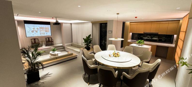 艺·川西文创酒店(甘孜店)图片