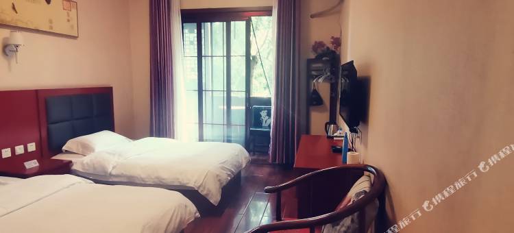 青木川金石酒店图片