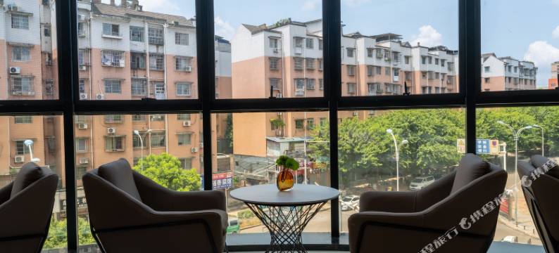 懿江酒店(市政新区川北医院店)图片