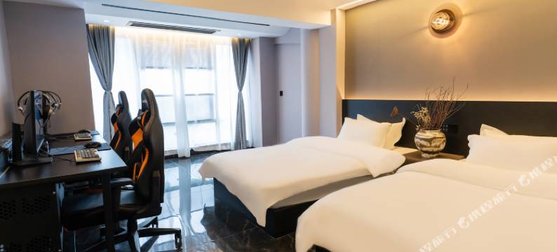 主场电竞酒店(雅安雨城汇店)图片