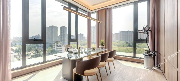 咸阳彩虹酒店(汇通十字宝泉路地铁站店 )图片