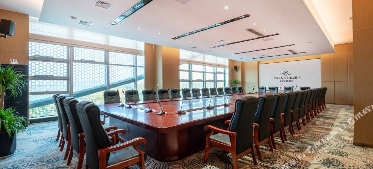 丽呈华廷酒店图片