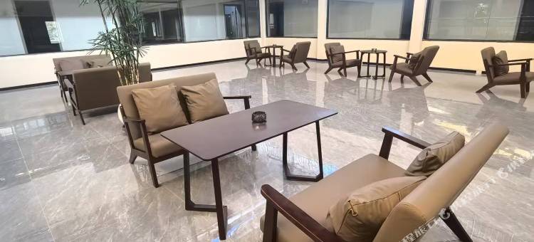 蔚寰云境智能酒店图片