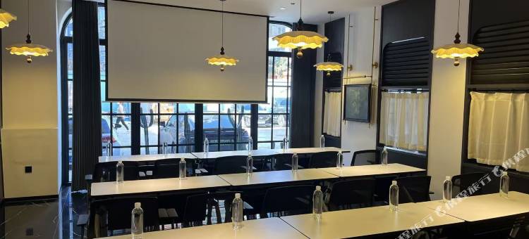 云泊里酒店(昆明老街翠湖公园店)图片