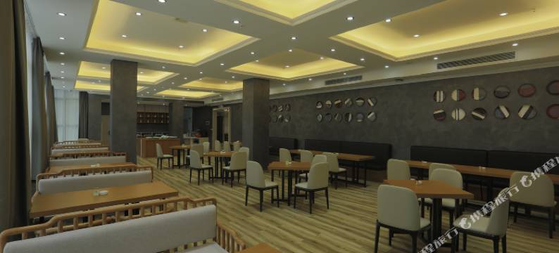 重庆蓝航艾吉艺术酒店(武隆南站店)图片