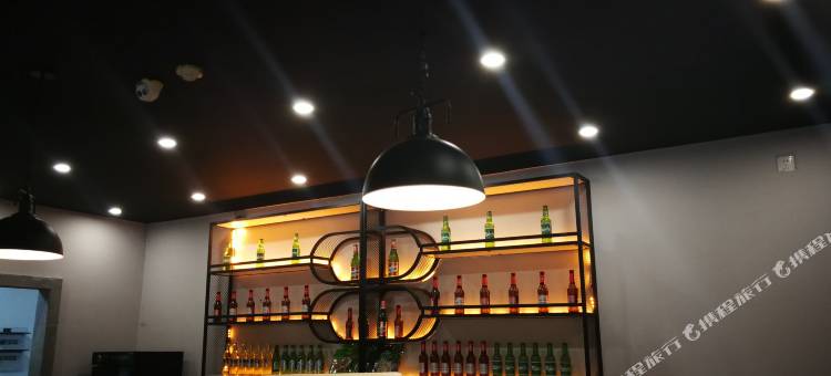 峨眉山金顶大酒店(卧云楼)图片