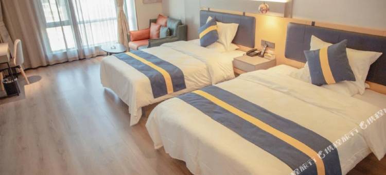 如家睿柏·云酒店(台前建德商业广场店)图片