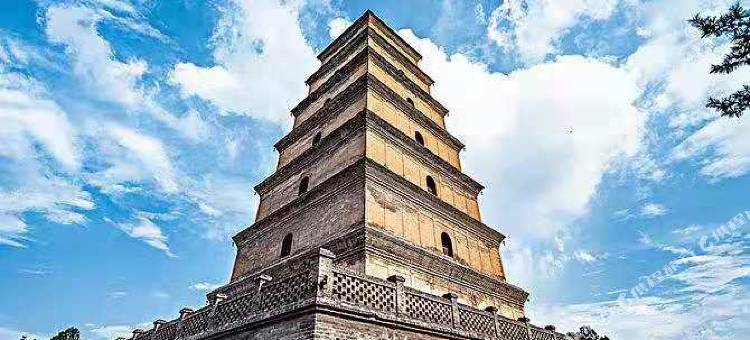 西安大雁塔科技大学地铁站亚朵酒店图片