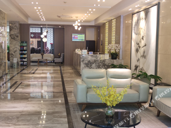 杨建华大酒店(上海花木店)