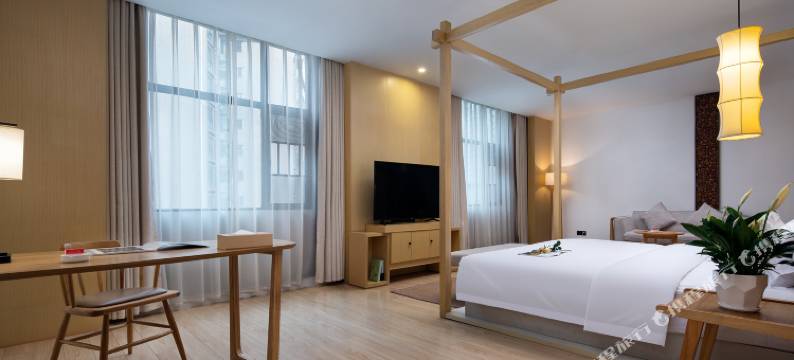 景尚大酒店(平江天岳汽车站店)图片