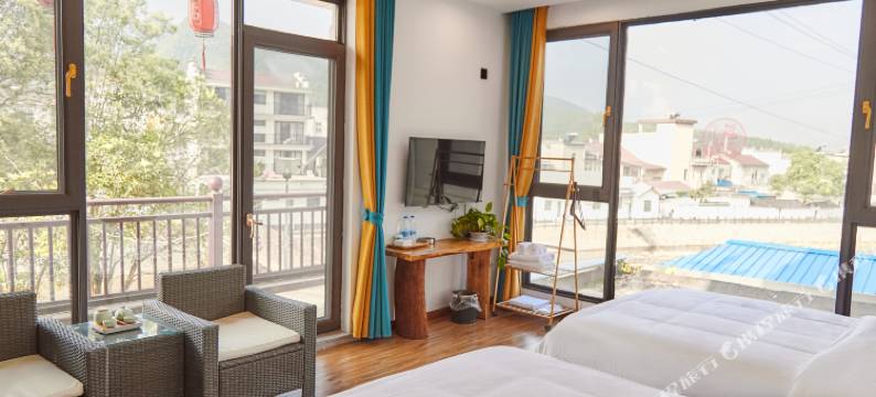 泾县月河湾民宿(月亮湾风景区皖南川藏线店)图片