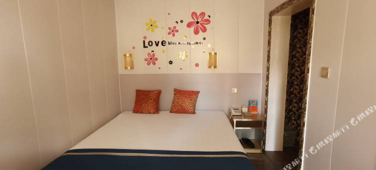 派柏·云酒店(滦平新北雁商城店)图片