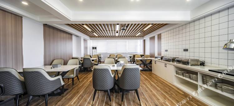 超凡酒店(清明上河园河南大学金明校区店)图片