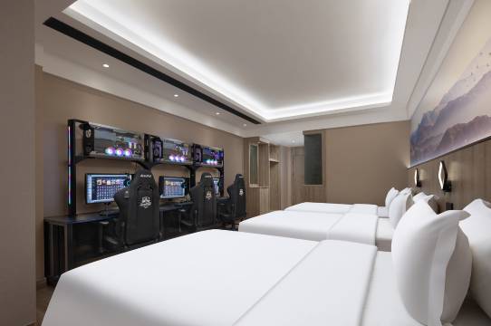 经年电竞民宿(机电学院土桥地铁站店)