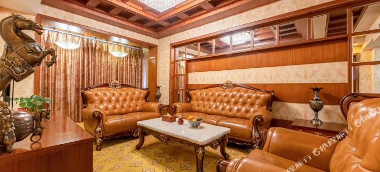 香格里拉都吉呢咪藏文化主题酒店(独克宗古城店)图片