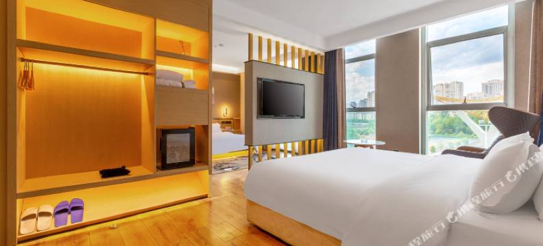 玉溪湖畔酒店(聂耳音乐广场)图片