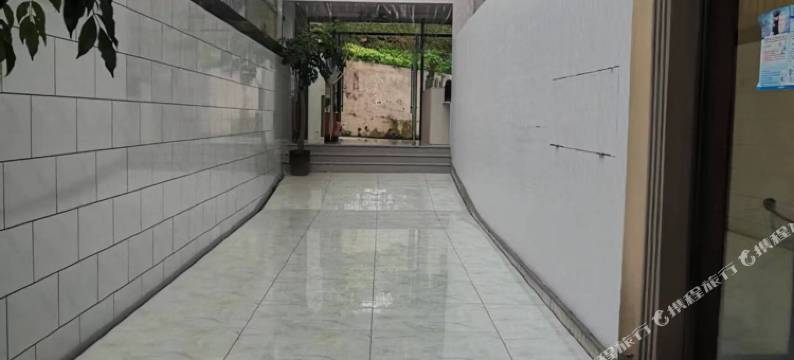 荣县月亮弯酒店图片