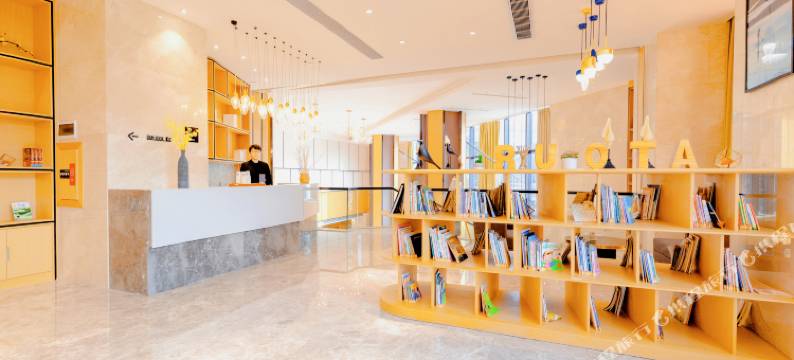 茂名高铁站人民广场美朵酒店图片