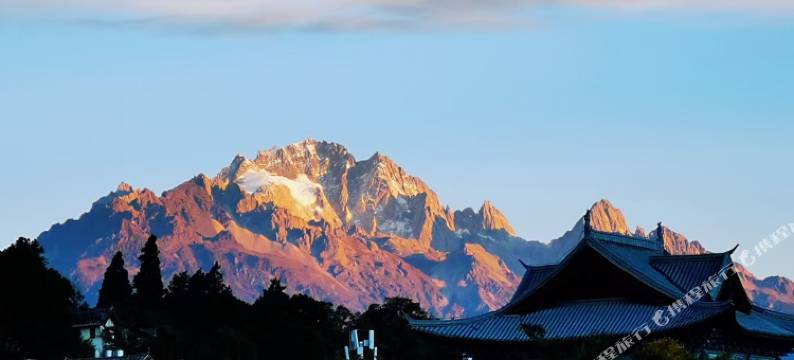 林森有鹿·日照金山雪山观景民宿(丽江古城木府店)图片
