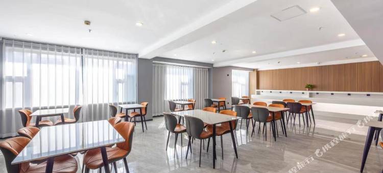 IU酒店(嘉峪关大唐美食街店)图片