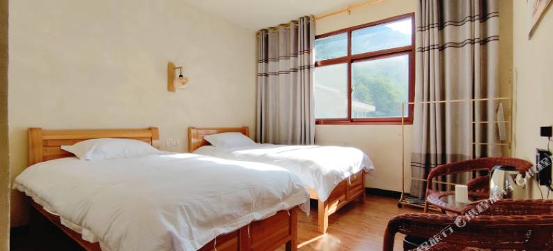 黄柏塬陋居山舍图片