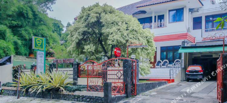 OYO Life 90091 Pakuan清真公寓(OYO Life 90091 Wisma Pakuan Syariah)图片