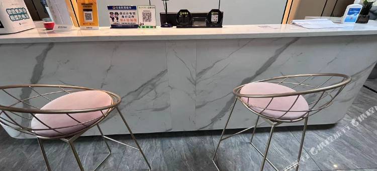 巴中月光河岸酒店图片