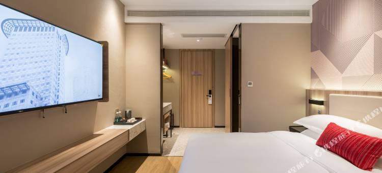 柏曼酒店(上海滴水湖临港万达广场店)图片