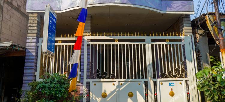 OYO 93069 桑贝尔里兹基旅馆(OYO 93069 Penginapan Sumber Rizki)图片