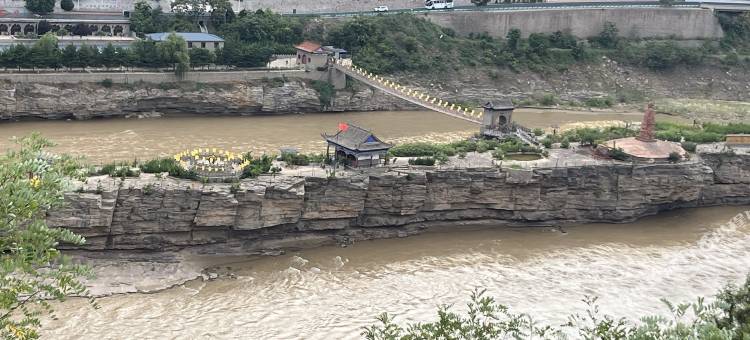 吉县壶口土窑洞客栈图片