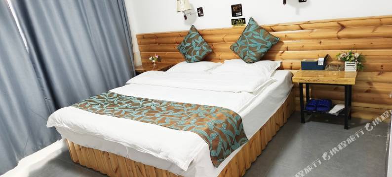 那拉提唐家客栈图片