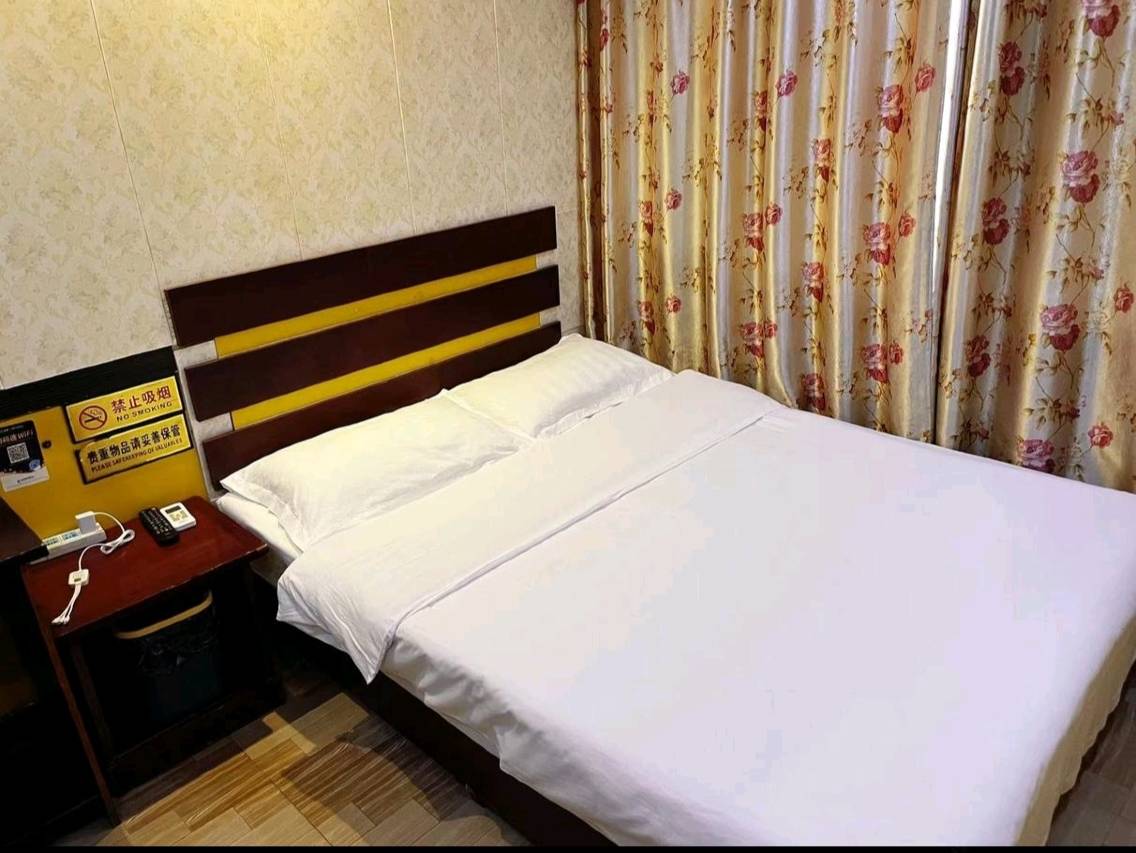 君悦宾馆(日照苏宁广场店)