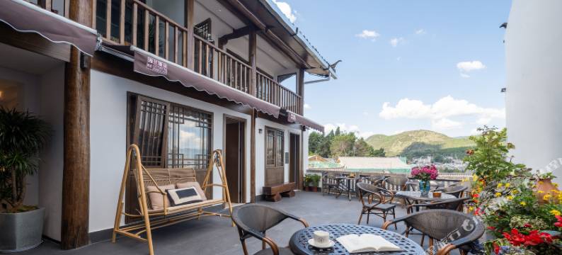 丽江半山雅舍·设计师观古城全景静谧花园美宿(丽江古城狮子山店)图片