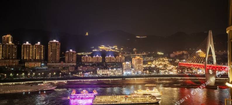  江游·高空江景青旅民宿(解放碑洪崖洞店)图片