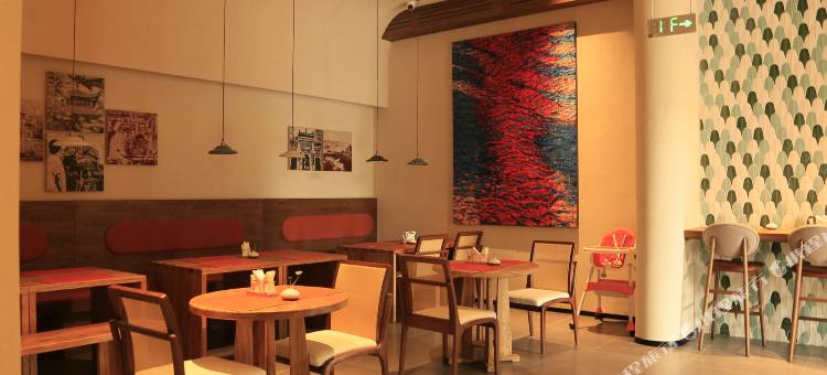 品缦·辰酒店(九二一医院长沙大学地铁站店)图片