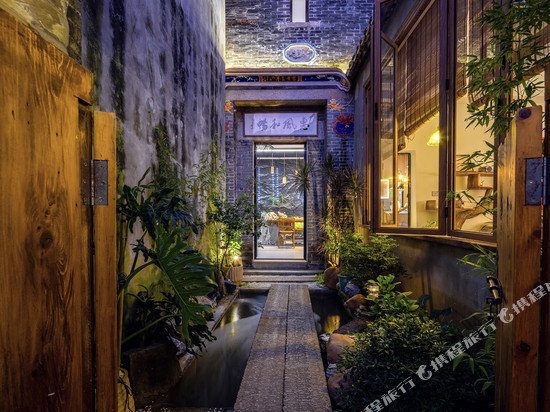 如墨銮庭·Elegant | 古典诗意闲度庭落(佛山大剧院店)