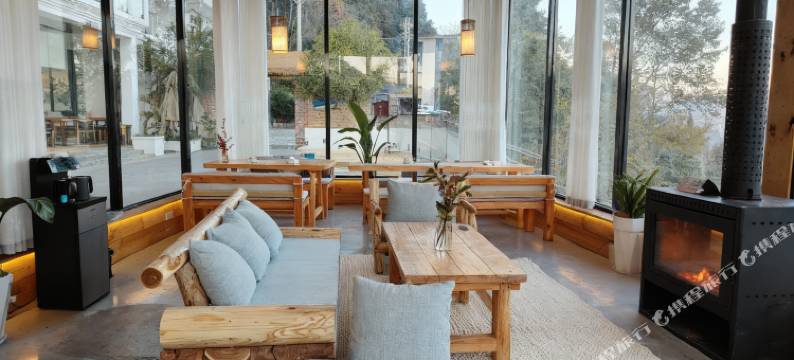 恩施清馨幽舍精品民宿(恩施大峡谷返程中心店)图片