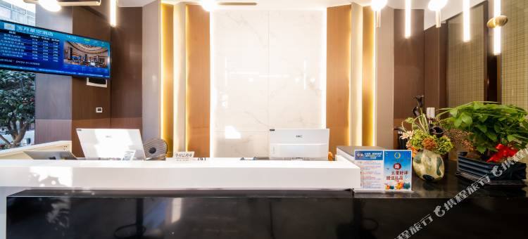 玉月星空酒店图片