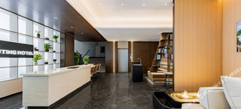 梧庭酒店(临河区巴彦淖尔市政府店)图片