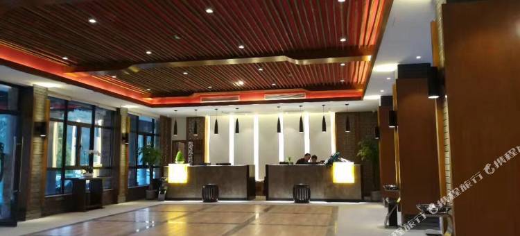 月栖楼酒店(九宫山风景区店)图片