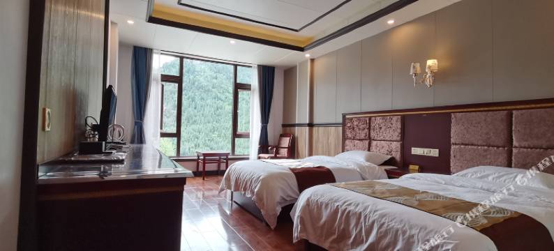 迭部扎尕那藏缘大酒店图片