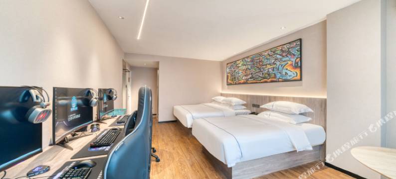 ReMAX热麦电竞酒店(宁波白鹤地铁站彩虹南路店)图片