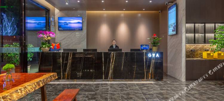 格雅酒店(昆明紫金中心晓东村地铁站店)图片