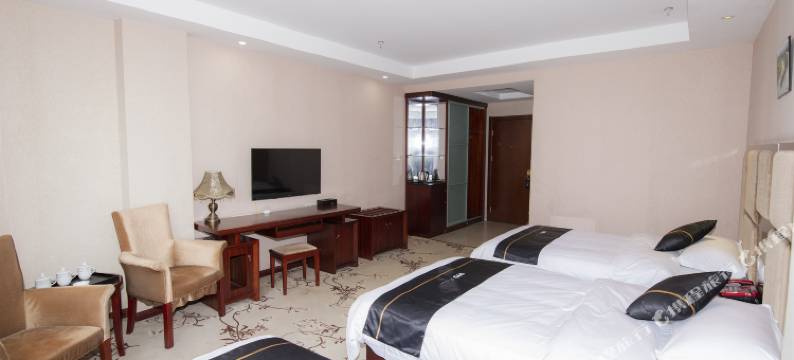 长城大酒店(婺源弦高西湖凼街区高铁站店)图片