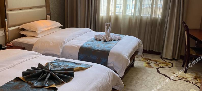 会泽金龙玉元酒店图片