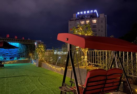 56 Nationalities Hotel Hotel Overview