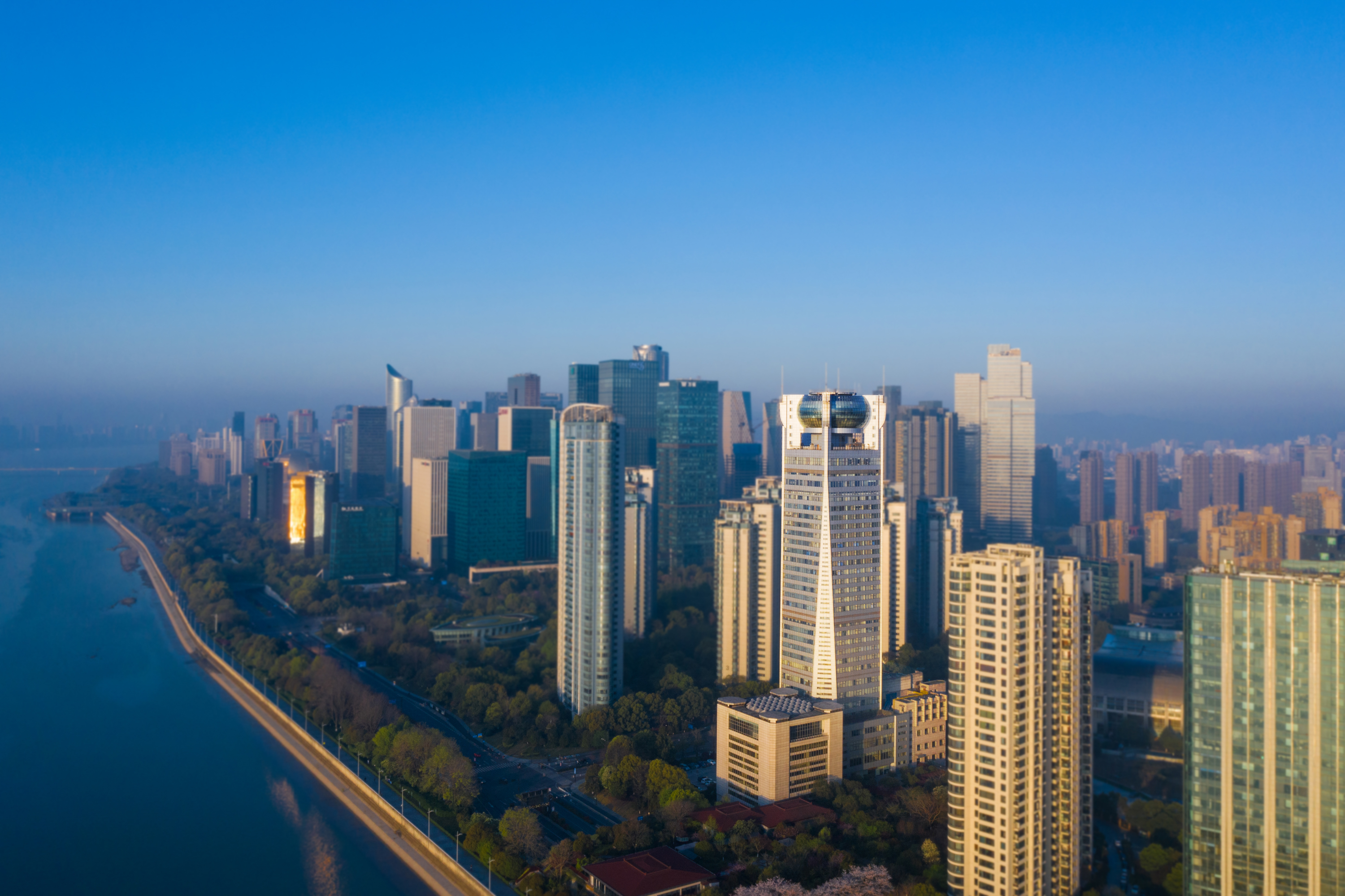 Hangzhou Tianyuan Grand Hotel Over view