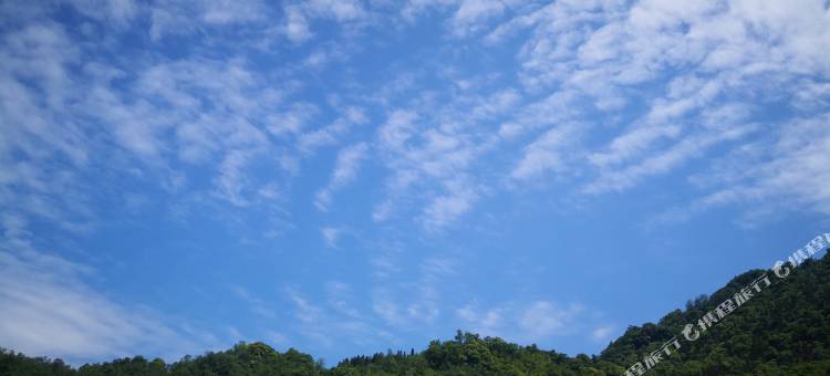 峨眉山清湖山庄图片