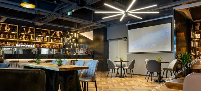 玖熙酒店(新疆古生态园汗血马基地店)图片