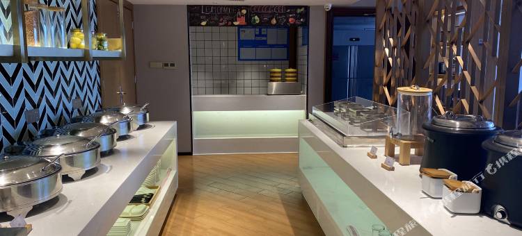 柏曼酒店(湛江吴川金沙广场店)图片